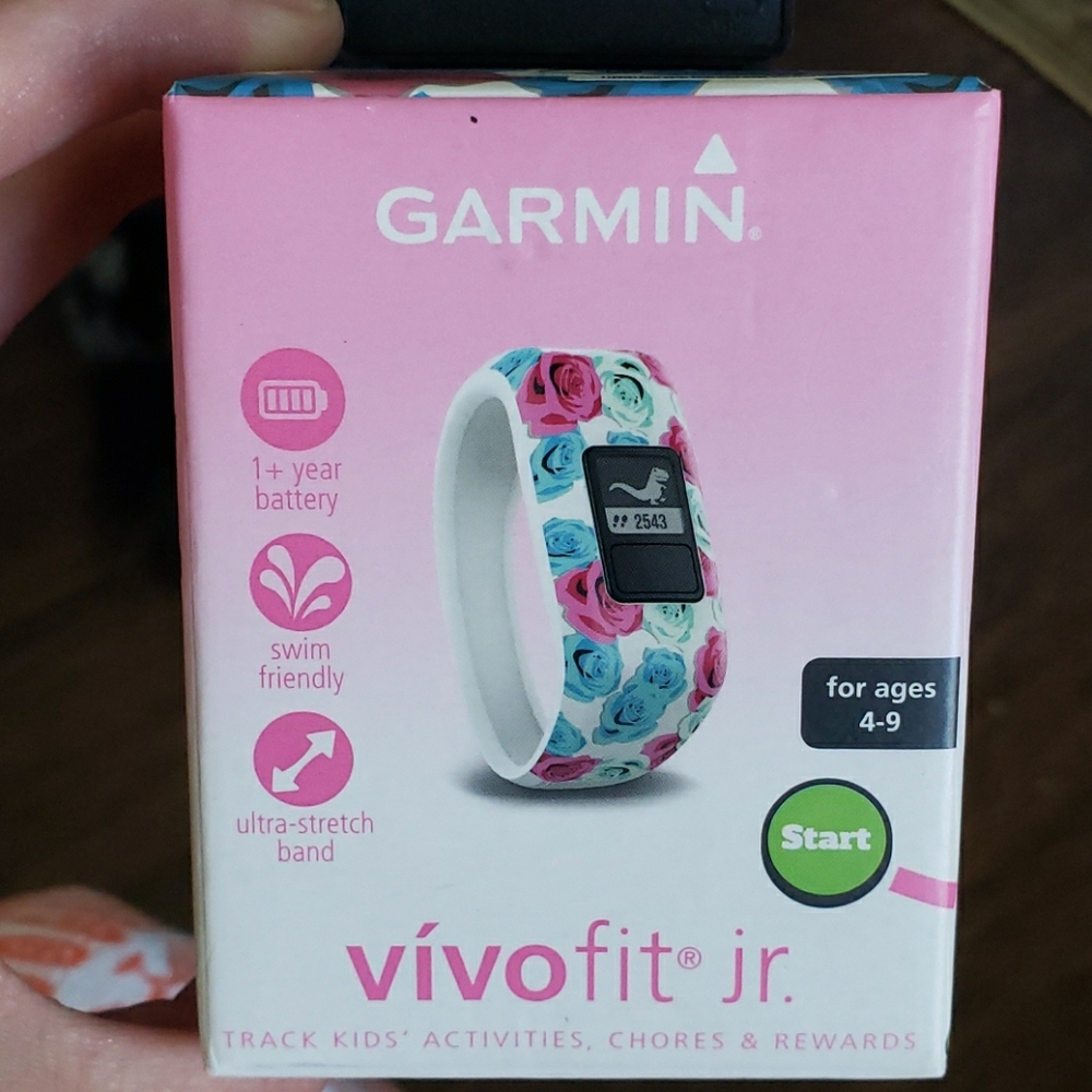 NIB GARMIN ViviFit Jr. Fitness Tracker